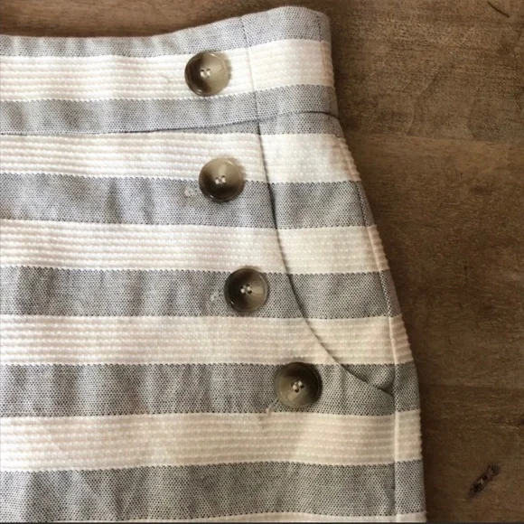 🎉 FINAL PRICE 🎉 LOFT Gray & White Striped Pencil Skirt - Picture 7 of 7